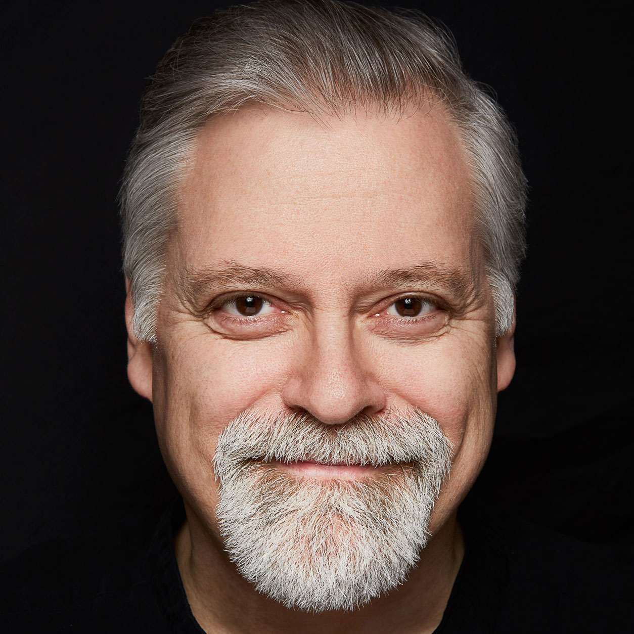       Daron Hagen
  