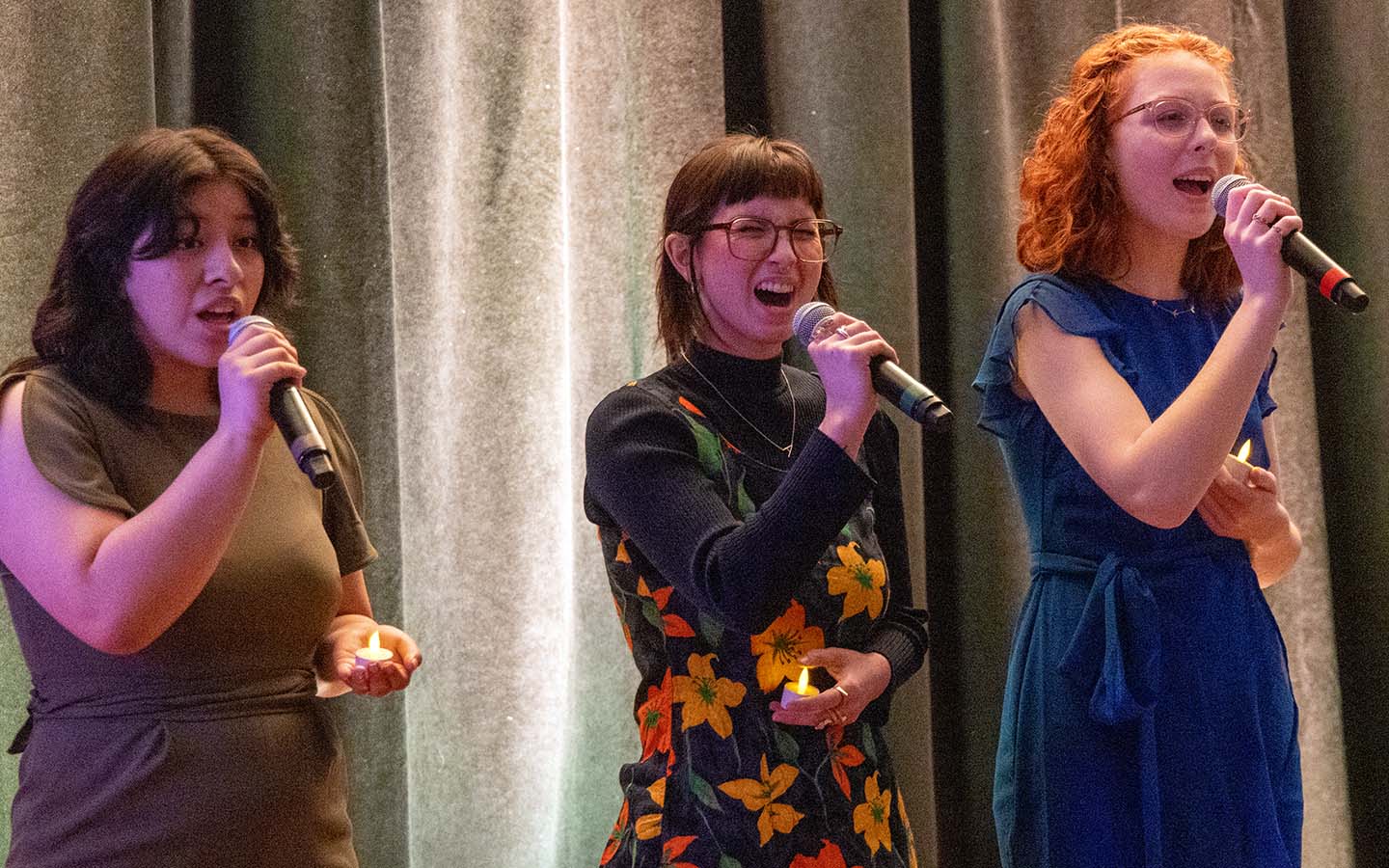 Chicago College of Performing Arts singers perform opening tribute