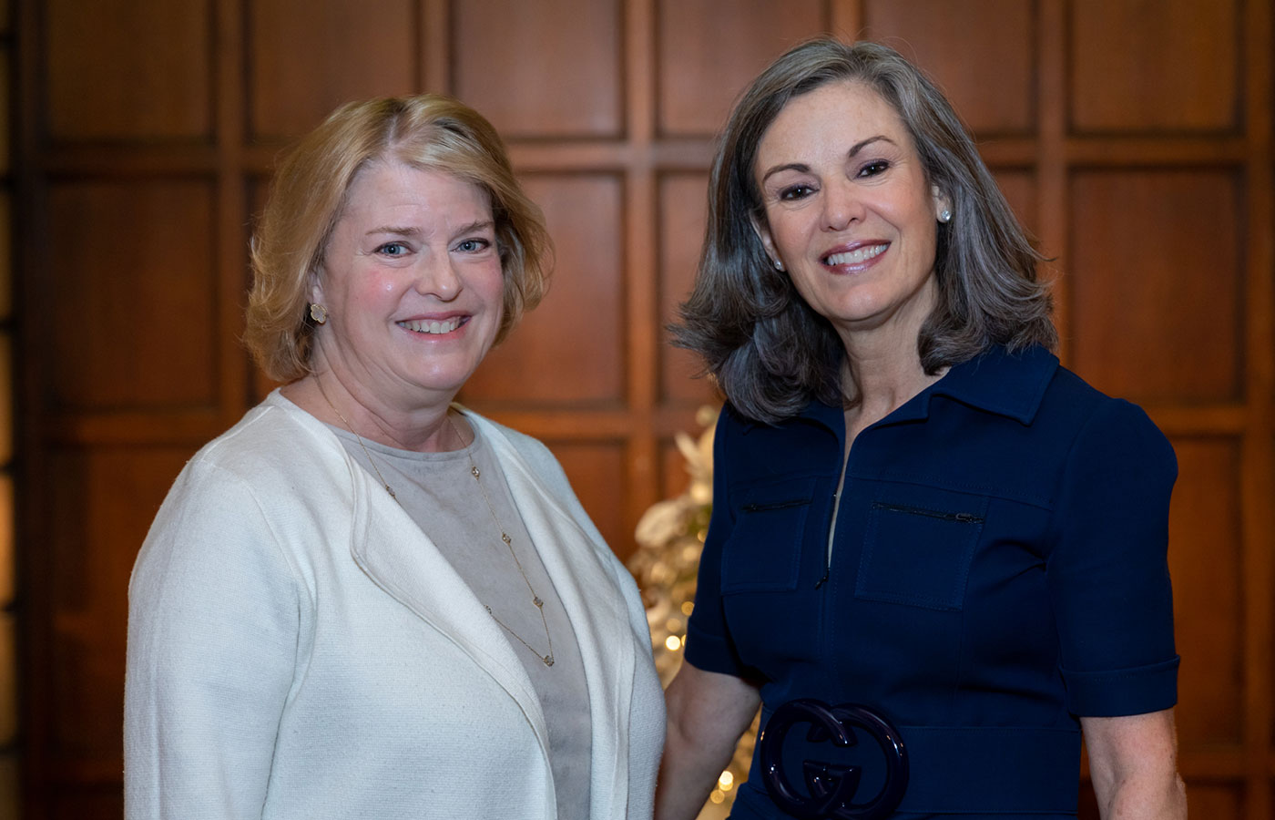 Melissa Bean (left) and Mary Dillon (right) at 2021 WLC Luncheon