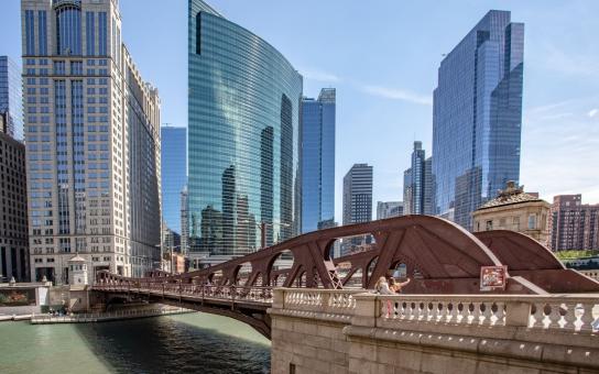 Beautiful Chicago cityscape by the river