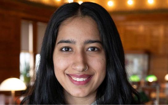 Sia Batra, Peer Success Coach, MBA Student